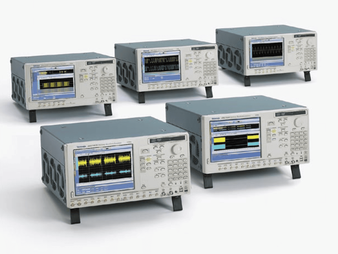 Генератор сигналов произвольной формы Tektronix AWG7000B