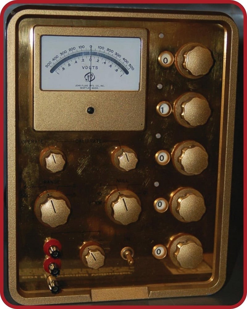 Диференціальний вольтметр Fluke 801 для точного вимірювання напруги